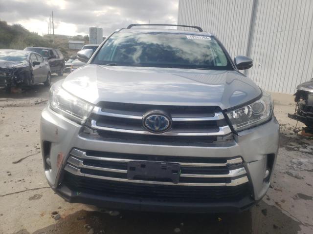 Photo 5 from auction – 2018 TOYOTA HIGHLANDER with VIN 5TDDGRFH3JS050470