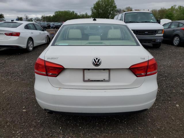 Photo 6 from auction – 2015 VOLKSWAGEN PASSAT S with VIN 1VWAS7A36FC079081