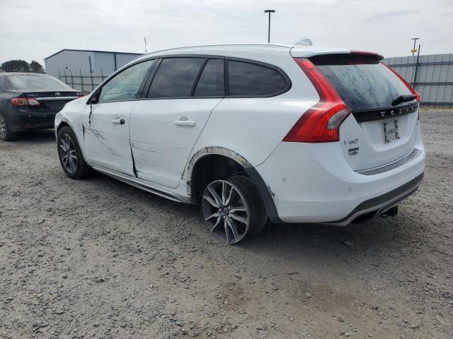 Photo 2 from auction – 2016 VOLVO V60 CROSS with VIN YV4612HK8G1003044