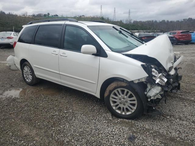 Photo 4 from auction – 2010 TOYOTA SIENNA XLE with VIN 5TDYK4CC2AS332384