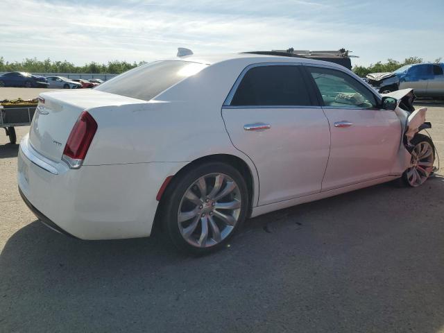 Photo 3 from auction – 2019 CHRYSLER 300 LIMITE with VIN 2C3CCAEG9KH577600