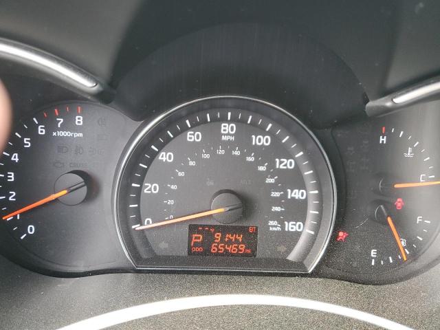 Photo 9 from auction – 2015 KIA SORENTO LX with VIN 5XYKTCA68FG637564