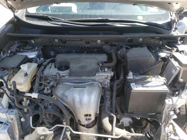 Photo 12 from auction – 2018 TOYOTA RAV4 with VIN JTMRFREV0JJ217638