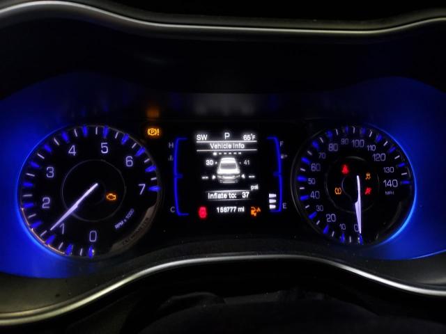 Photo 9 from auction – 2015 CHRYSLER 200 LIMITE with VIN 1C3CCCABXFN593646