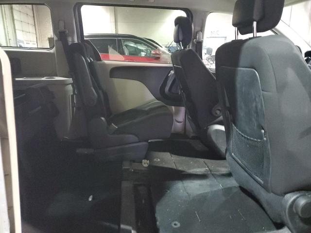 Снимка 11 от търг – 2018 DODGE GRAND CARA с VIN 2C4RDGBG2JR285449
