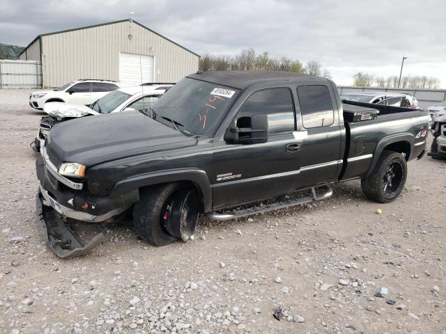 CHEVROLET SILVERADO 2004 with VIN 1GCHK29234E303618 - Photo from auction