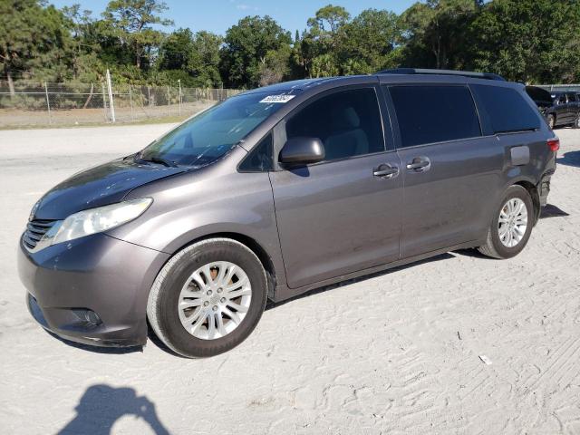 Photo 1 from auction – 2016 TOYOTA SIENNA LE with VIN 5TDKK3DC6GS697089