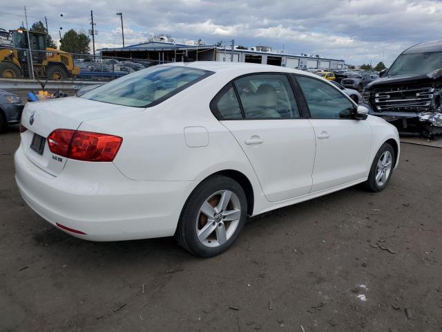Photo 3 from auction – 2011 VOLKSWAGEN JETTA SE with VIN 3VWDZ7AJ7BM361925