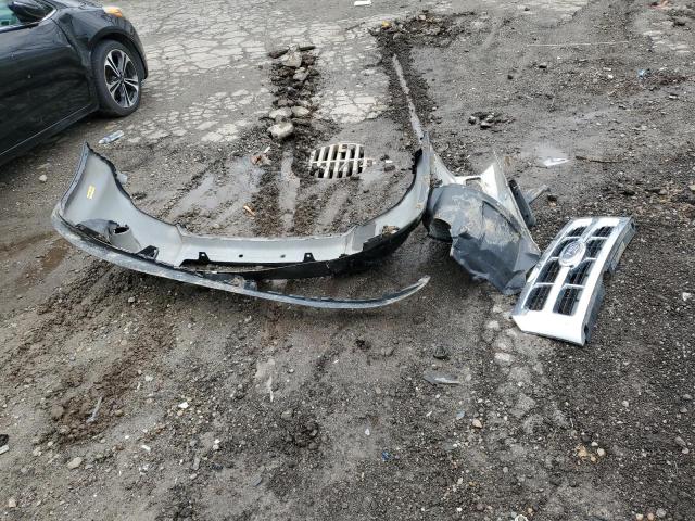 Photo 13 from auction – 2009 FORD ESCAPE LIM with VIN 1FMCU04G49KC20828