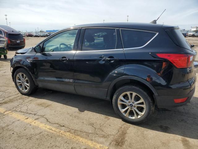 Photo 2 from auction – 2019 FORD ESCAPE SE with VIN 1FMCU9GD1KUB56263
