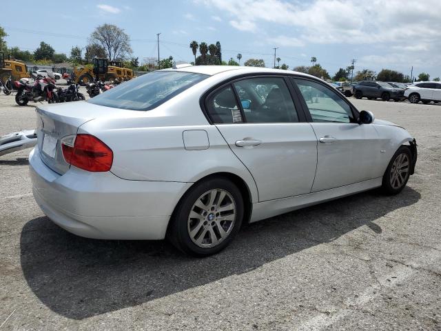 Photo 3 from auction – 2006 BMW 325 I with VIN WBAVB13586PT09287