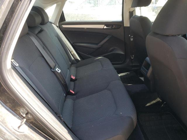 Photo 10 from auction – 2013 VOLKSWAGEN PASSAT S with VIN 1VWAP7A37DC047027