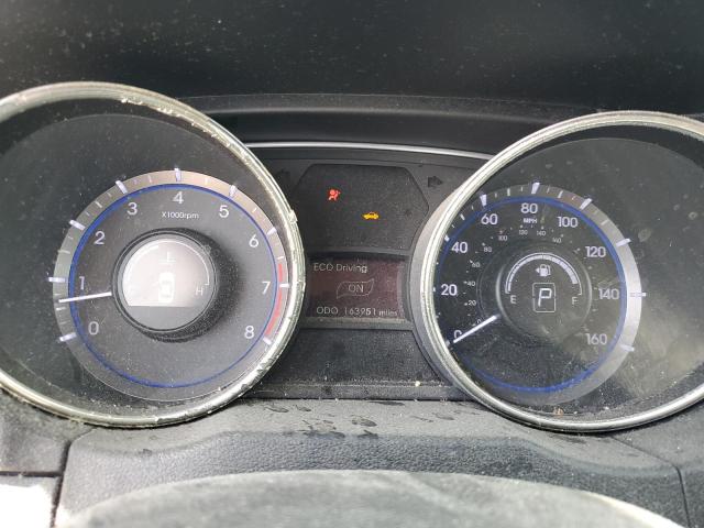 Photo 9 from auction – 2011 HYUNDAI SONATA SE with VIN 5NPEC4AC0BH117791