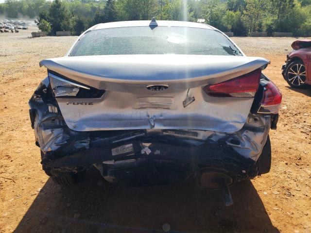 Photo 6 from auction – 2018 KIA FORTE LX with VIN 3KPFL4A79JE207886