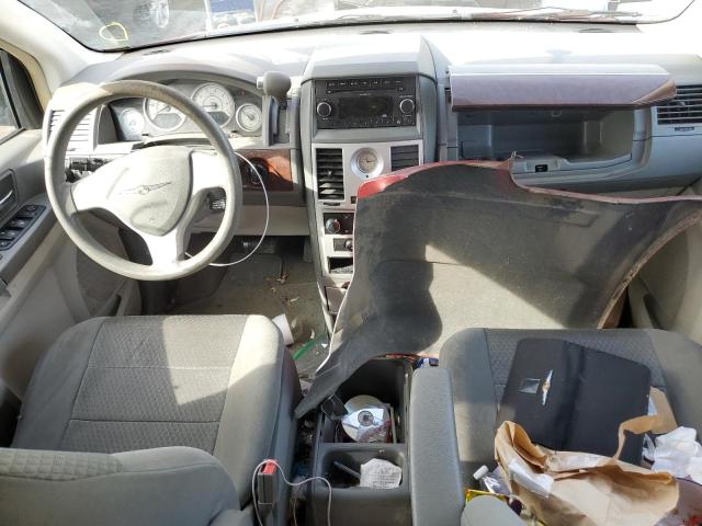 Photo 8 from auction – 2009 CHRYSLER TOWN & COU with VIN 2A8HR44E69R655183