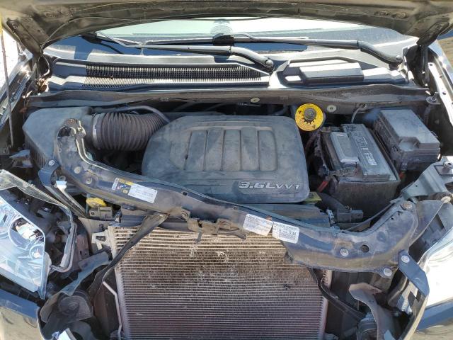 Photo 12 from auction – 2015 CHRYSLER TOWN & COU with VIN 2C4RC1CG4FR554797