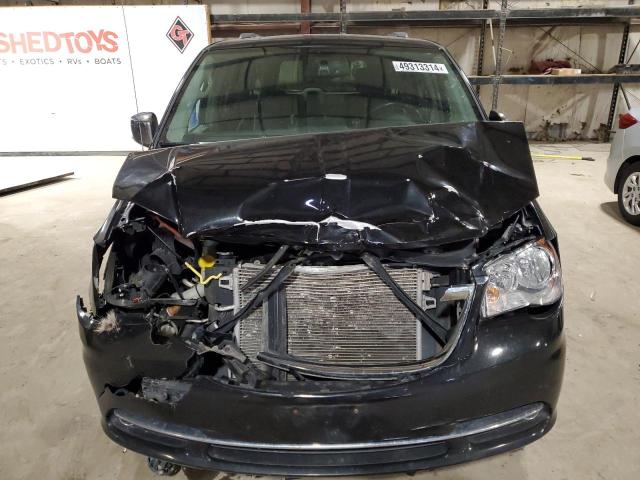 Photo 5 from auction – 2016 CHRYSLER TOWN & COU with VIN 2C4RC1CG1GR104851