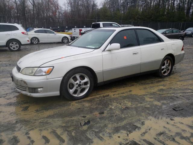 LEXUS ES 300 2001 with VIN JT8BF28G010304823 - Photo from auction