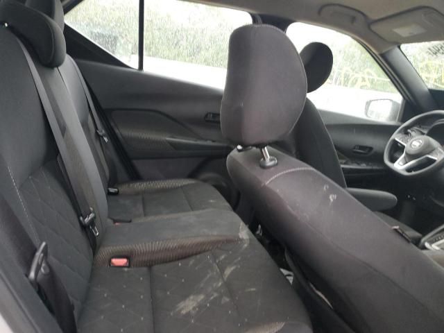 Photo 10 from auction – 2018 NISSAN KICKS S with VIN 3N1CP5CU2JL545967