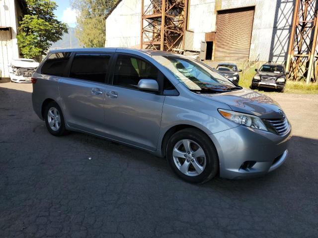 Photo 4 from auction – 2016 TOYOTA SIENNA LE with VIN 5TDKK3DC2GS727060