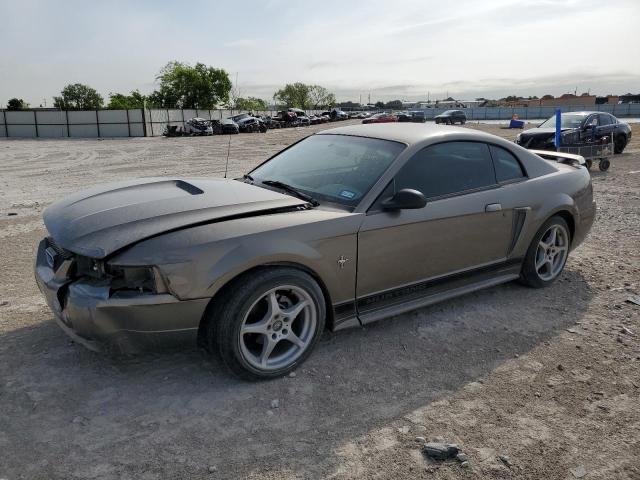 FORD MUSTANG 2002 with VIN 1FAFP404X2F105697 - Photo from auction