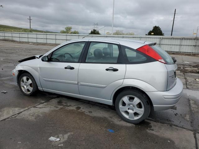 Photo 2 from auction – 2005 FORD FOCUS ZX5 with VIN 3FAFP37N45R122916