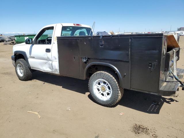 Photo 2 from auction – 2005 CHEVROLET SILVERADO with VIN 1GBHC24U65E239019