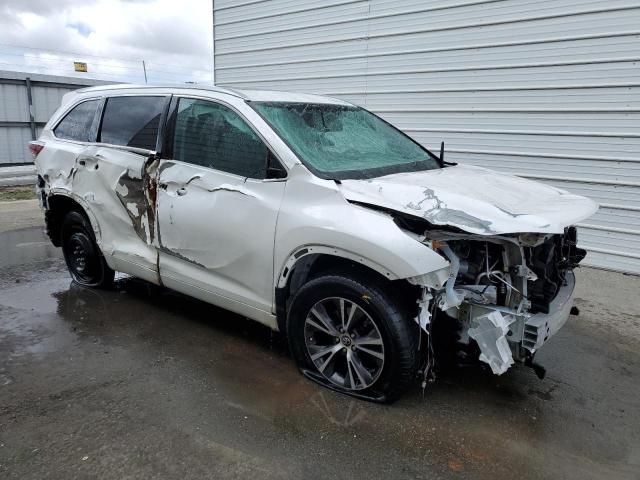 Photo 4 from auction – 2016 TOYOTA HIGHLANDER with VIN 5TDKKRFHXGS145042