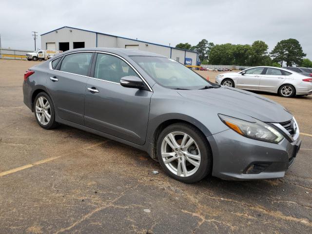 Photo 4 from auction – 2017 NISSAN ALTIMA 3.5 with VIN 1N4BL3AP1HC273526