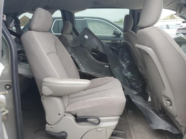Photo 11 from auction – 2003 DODGE GRAND CARA with VIN 2D4GP74L03R106890