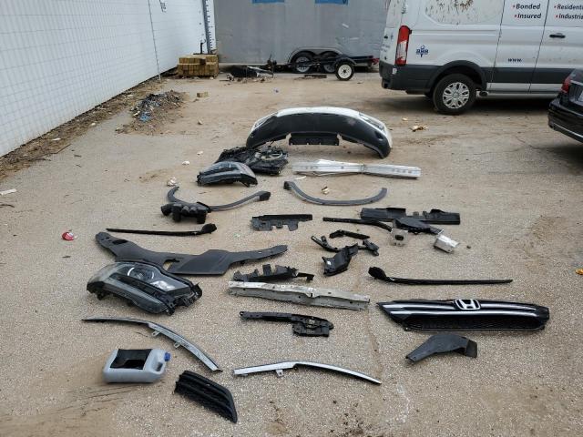 Photo 13 from auction – 2018 HONDA PILOT EXL with VIN 5FNYF6H59JB031688