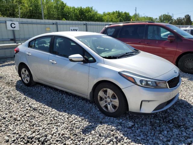 Photo 4 from auction – 2018 KIA FORTE LX with VIN 3KPFK4A72JE273151