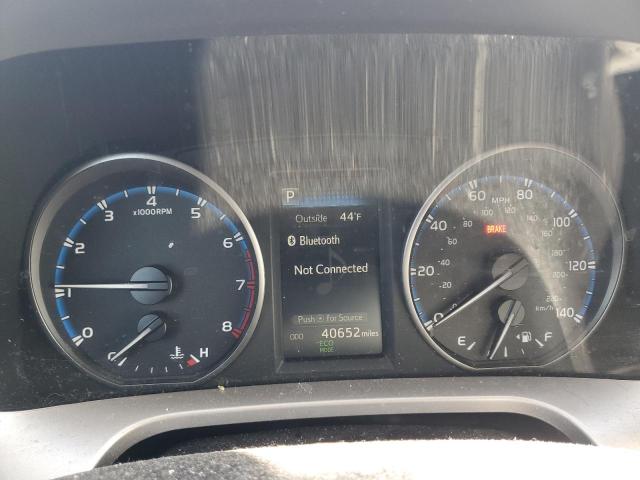 Photo 9 from auction – 2017 TOYOTA RAV4 LE with VIN JTMBFREV8HJ162478