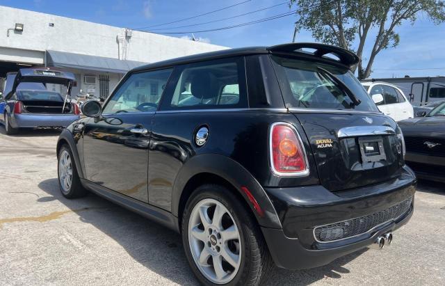 Photo 3 from auction – 2010 MINI COOPER S with VIN WMWMF7C55ATX45405