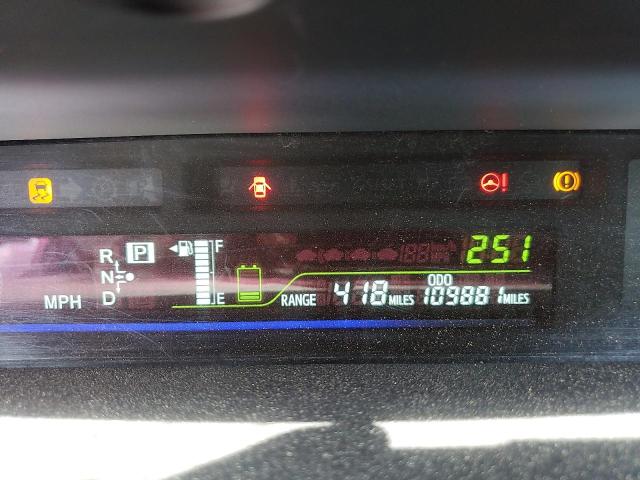 Photo 9 from auction – 2012 TOYOTA PRIUS V with VIN JTDZN3EU7C3050208
