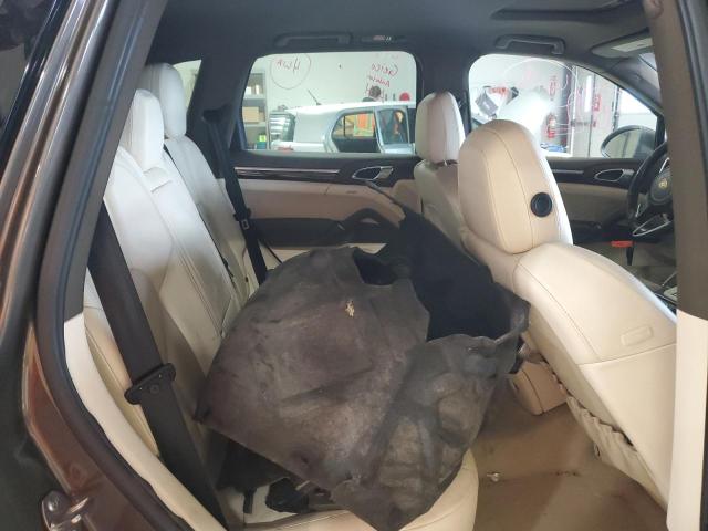 Photo 10 from auction – 2011 PORSCHE CAYENNE with VIN WP1AA2A22BLA04970