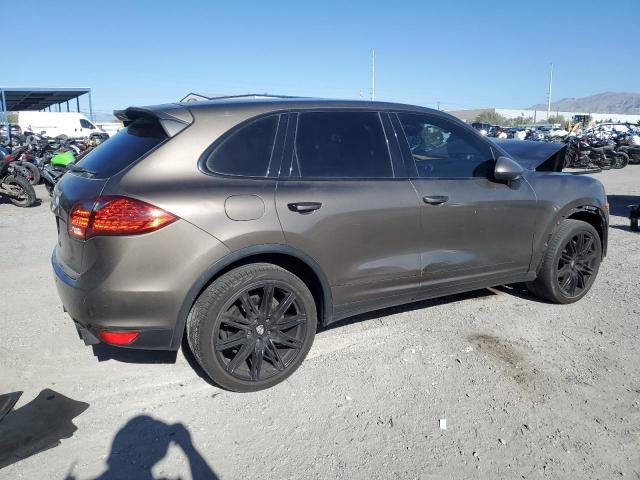 Photo 3 from auction – 2011 PORSCHE CAYENNE with VIN WP1AA2A20BLA03588