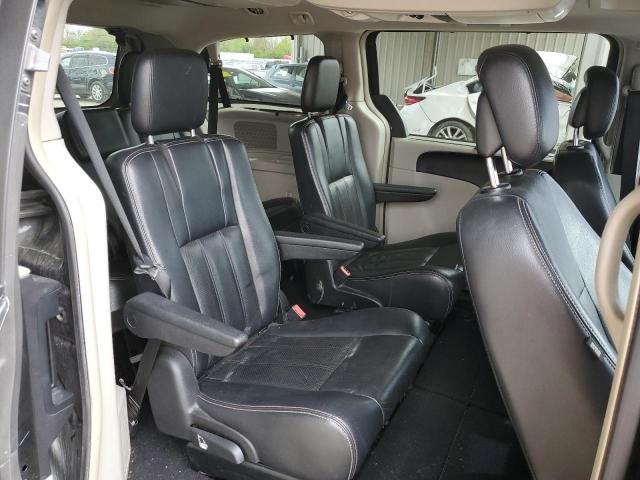 Photo 11 from auction – 2011 CHRYSLER TOWN & COU with VIN 2A4RR8DG4BR783815
