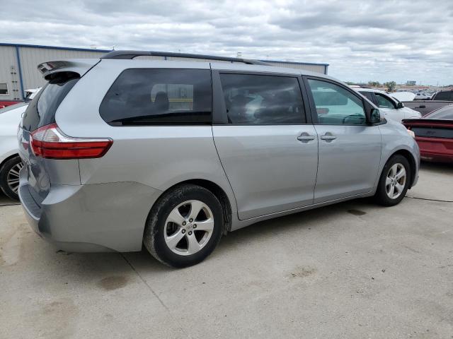 Photo 3 from auction – 2015 TOYOTA SIENNA LE with VIN 5TDKK3DC9FS677143