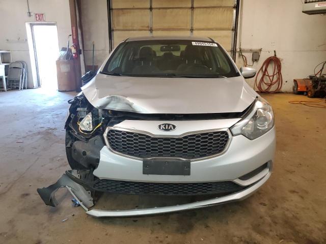 Photo 5 from auction – 2016 KIA FORTE LX with VIN KNAFK4A65G5515780