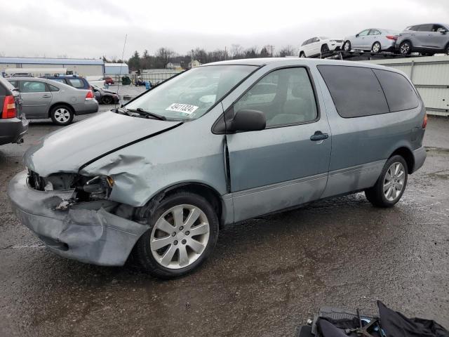 TOYOTA SIENNA CE 2000 with VIN 4T3GF19C0YU301648 - Photo from auction