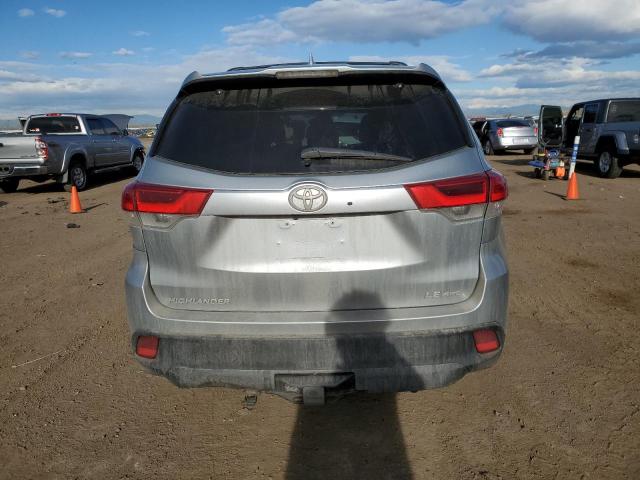 Photo 6 from auction – 2018 TOYOTA HIGHLANDER with VIN 5TDBZRFH5JS893930