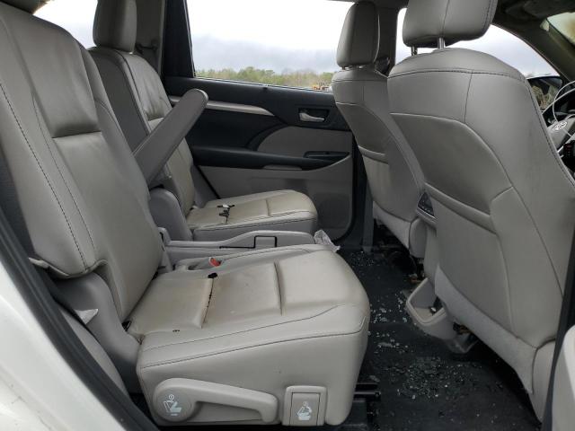 Photo 11 from auction – 2019 TOYOTA HIGHLANDER with VIN 5TDKZRFH0KS357453