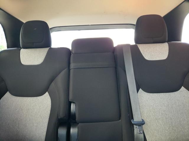 Photo 10 from auction – 2014 JEEP CHEROKEE L with VIN 1C4PJLCB6EW249515