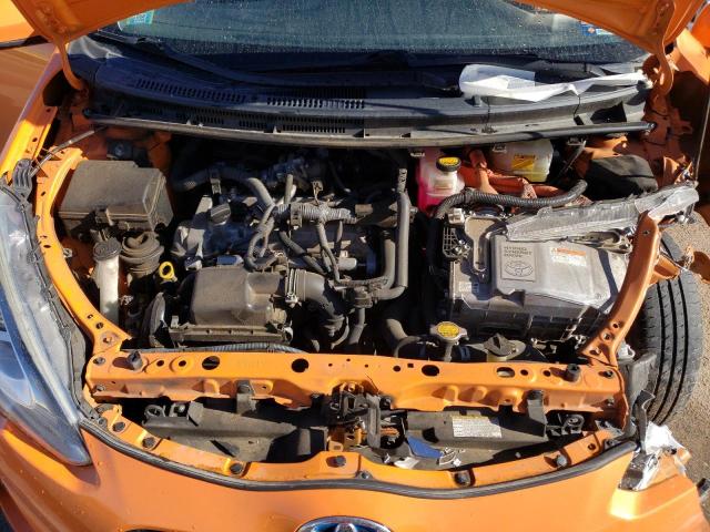 Photo 11 from auction – 2015 TOYOTA PRIUS C with VIN JTDKDTB33F1103311