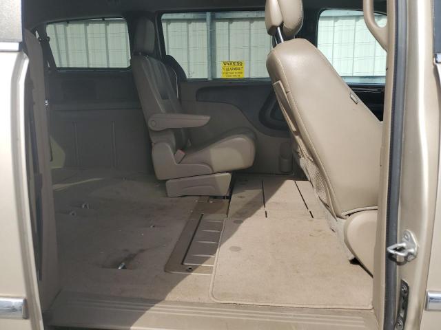 Photo 11 from auction – 2013 CHRYSLER TOWN & COU with VIN 2C4RC1CG4DR569541