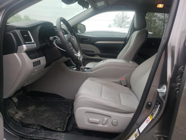 Photo 7 from auction – 2019 TOYOTA HIGHLANDER with VIN 5TDBZRFH3KS984745