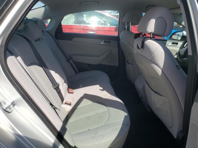 Photo 10 from auction – 2016 HYUNDAI SONATA SE with VIN 5NPE24AF3GH329377
