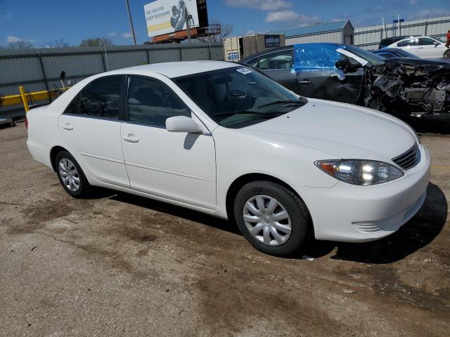 Photo 4 from auction – 2005 TOYOTA CAMRY LE with VIN 4T1BE32K45U590211