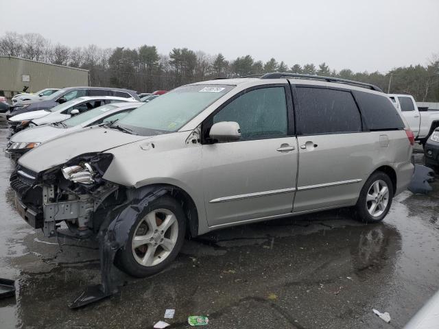 TOYOTA SIENNA XLE 2005 with VIN 5TDBA22C95S045712 - Photo from auction